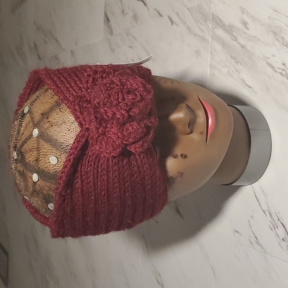 Accessories - New! Winter Headband/Earband, Burgundy.